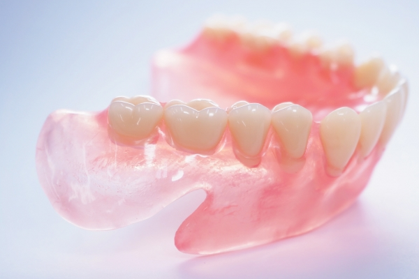 入れ歯・詰め物